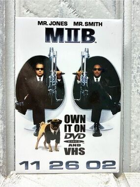 Men In Black 2 Movie Promotional Video Pin/Button Vintage 2002 Columbia Pictures
